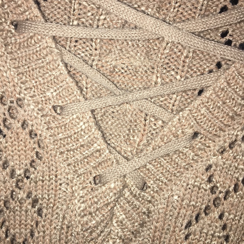 Sweater - Picture 4 of 4